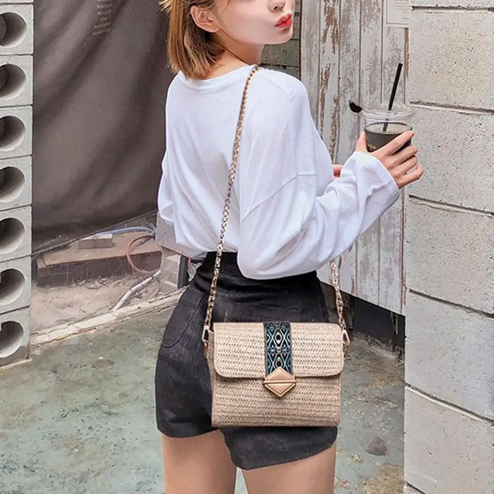 

Women Summer Beach Weave Embroidery Chain Small Crossbody Shoulder Straw Bag