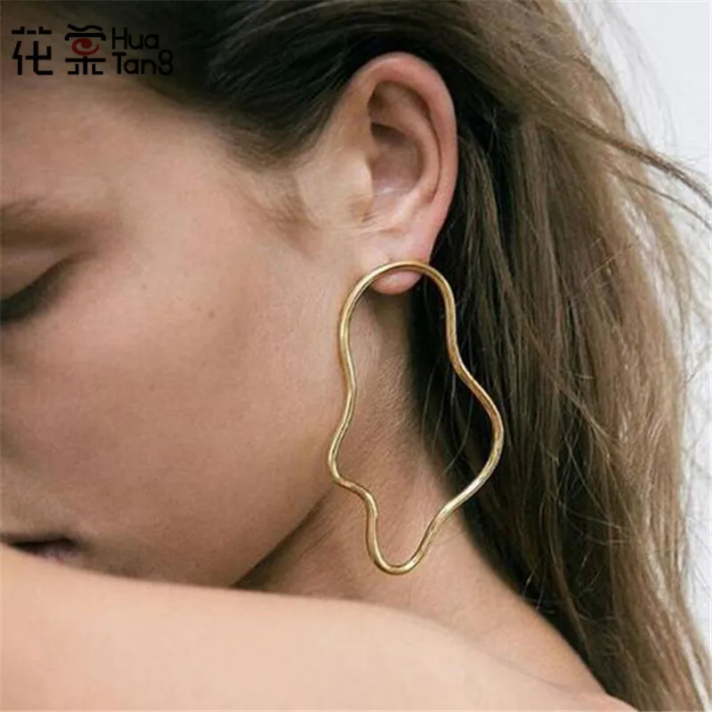 

HuaTang Boho Sea Wave Earring Greometric Irregular Gold Silver Drop Sufer Earrings for Women Girl Metal Piercing Earring 5015