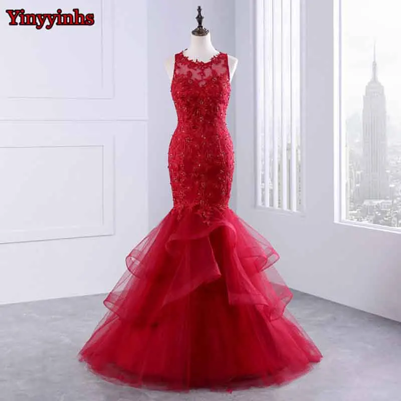 

Elegant Lace Sheer Red Evening Dresses Plus Size Tulle Appliques Long Formal Dresses Gowns O Neck Sleeveless Robe De Soiree CG22