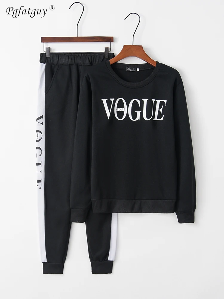 

2019 Autumn Women Tracksuit 2 Piece Set Clothing Fashion White VOGUE Letter Printed Fleece Sweatshirt Pant Suit Woman Formal Set