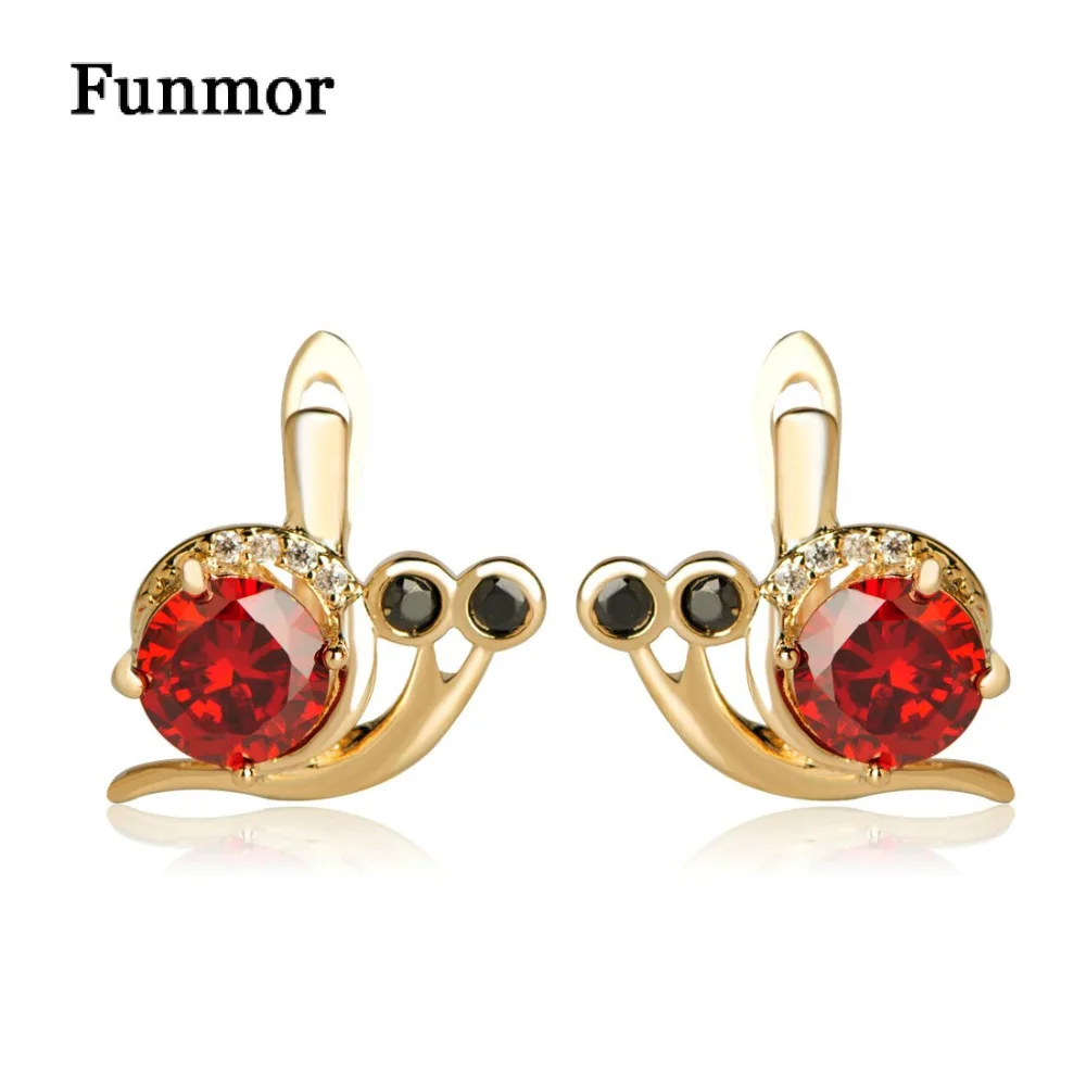

Kawaii Small Snail Earrings Red CZ Zircon Fashion Animal Stud Earring For Women Girls Party Copper Ear Jewelry boucle d'oreille