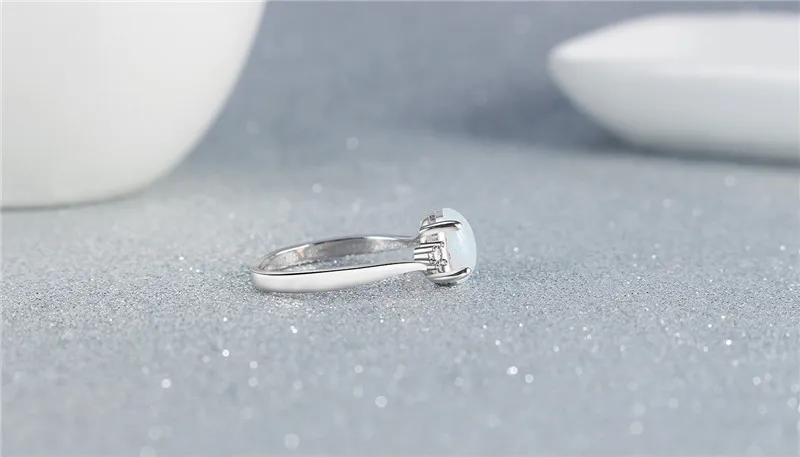 Classic Oval Shape White Fire Opal Ring For Women Wedding Silver Color AAA Zircon Rings Band Vintage Bijoux Femme Anel Hot dm112 (10)