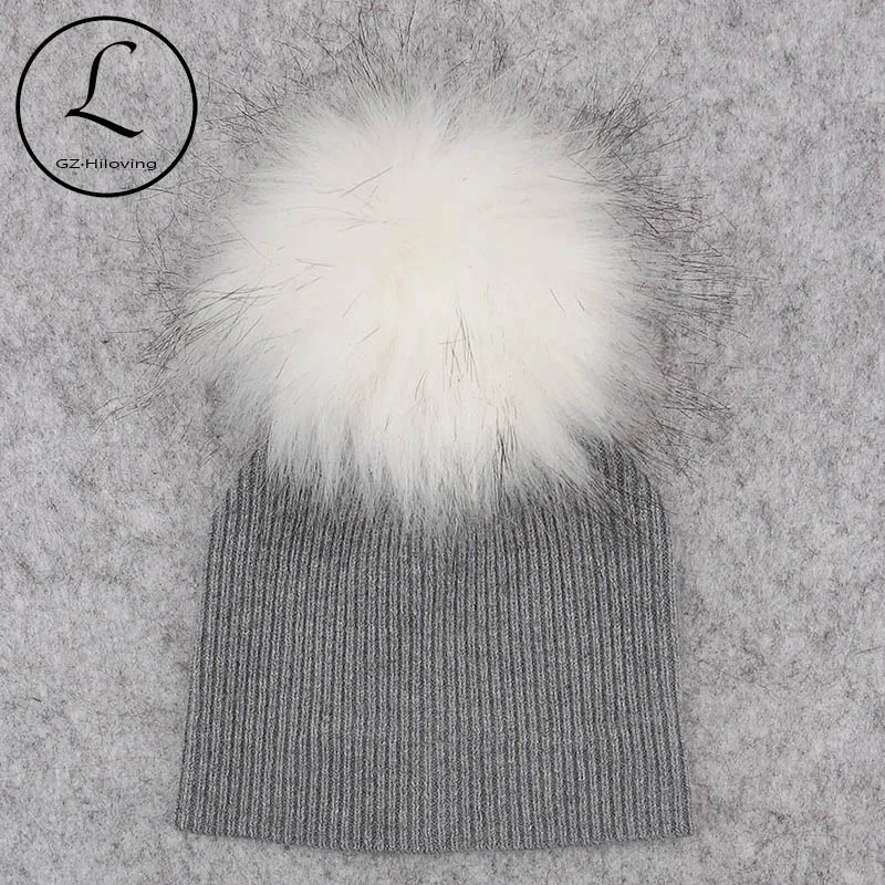 

2018 Hotselling Newborn baby Solid Color Ribbed Beanies hats With Faux fur pompom New Girls Boys Kids Soft Cute Wool skully hats