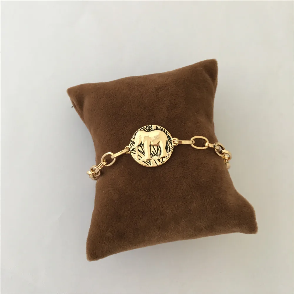 

CASUAL GOLD COLOR PLATING OWL ELEPHANT DOLPHIN MONKEY LEOPARD WITH LETTER CHARM BRACELETS