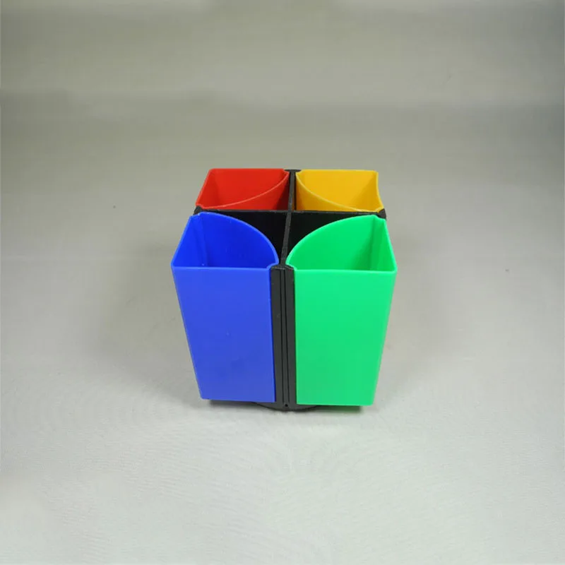

Round Plastic 4 Grid Detachable Multi-function Rotating Large Pen Holder