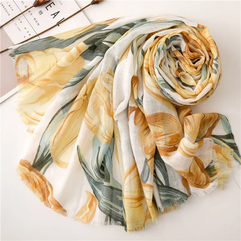 

2019 leaf floral Women's Scarves Luxury Brand summer Scarf Designer Ladies Shawls for Women Autumn spring blanket silk scarf