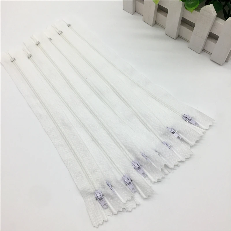 

10pcs 8Inch(20cm)-24Inch(60cm) 3# White Zippers Multipurpose Closed Nylon Coil Zippers Tailor Sewing Crafts #01