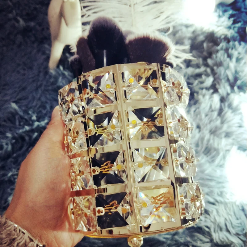 Exquisite European Gold Crystal Cosmetic Storage Tube Desktop Makeup Brush Eyebrow Pencil Comb Dressing Table Organizer Box