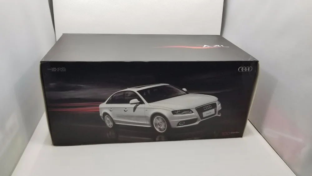 1:18 литая под давлением модель для Audi A4L 2010 белый сплав игрушечный автомобиль миниатюрная Коллекция подарков A4 S4