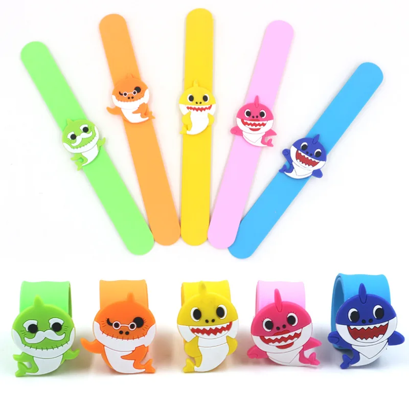 

Cute Baby Shark Theme Silicone Bangle Bracelet Boy Girls Birthday Party Decorations Kids Party Favors Baby Shower Supplies XS01