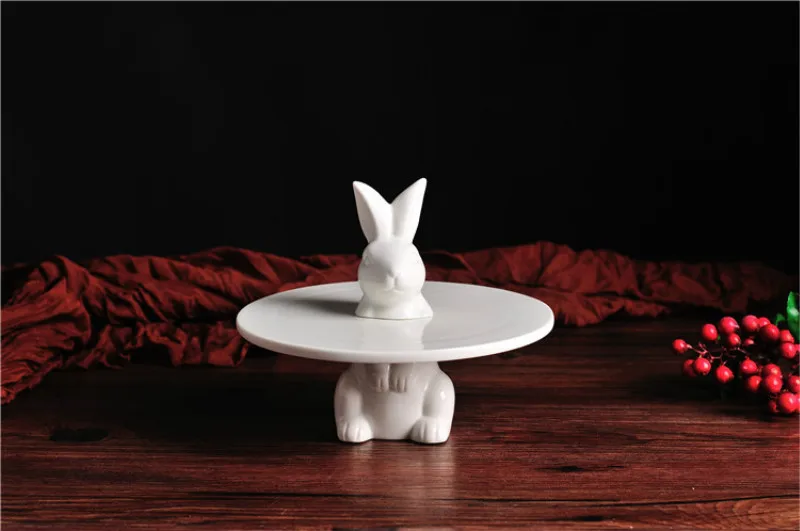 Фарфоровая тарелка для тортов, керамический держатель для ног белого кролика, креативный домашний декор, керамические украшения, Свадебный чайный кондитерский поднос для подарка, Новинка