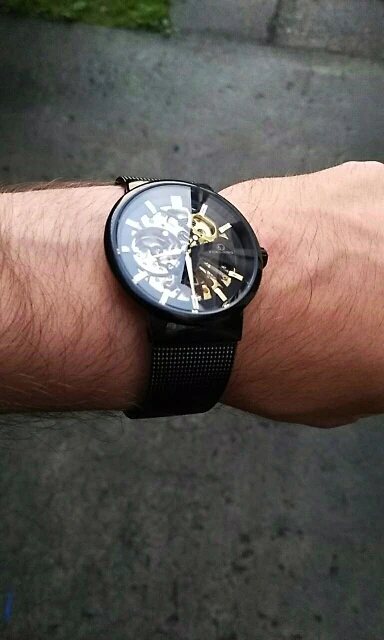 wristwatch waterproof