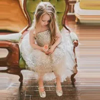 Glitter-Amazing-Sequined-Ball-Gown-Cheap-Flower-Girl-Dresses-Silver-Pageant-Dress-for-Little-Girls-2015