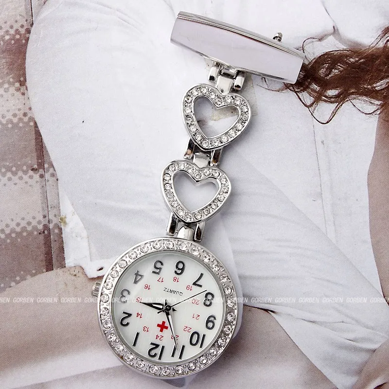 Clip-on Брелок кварцевые брошь в форме сердца Висит Медсестра Pin часы класса люкс кристалл Для мужчин Для женщин полный Сталь карман смотреть
