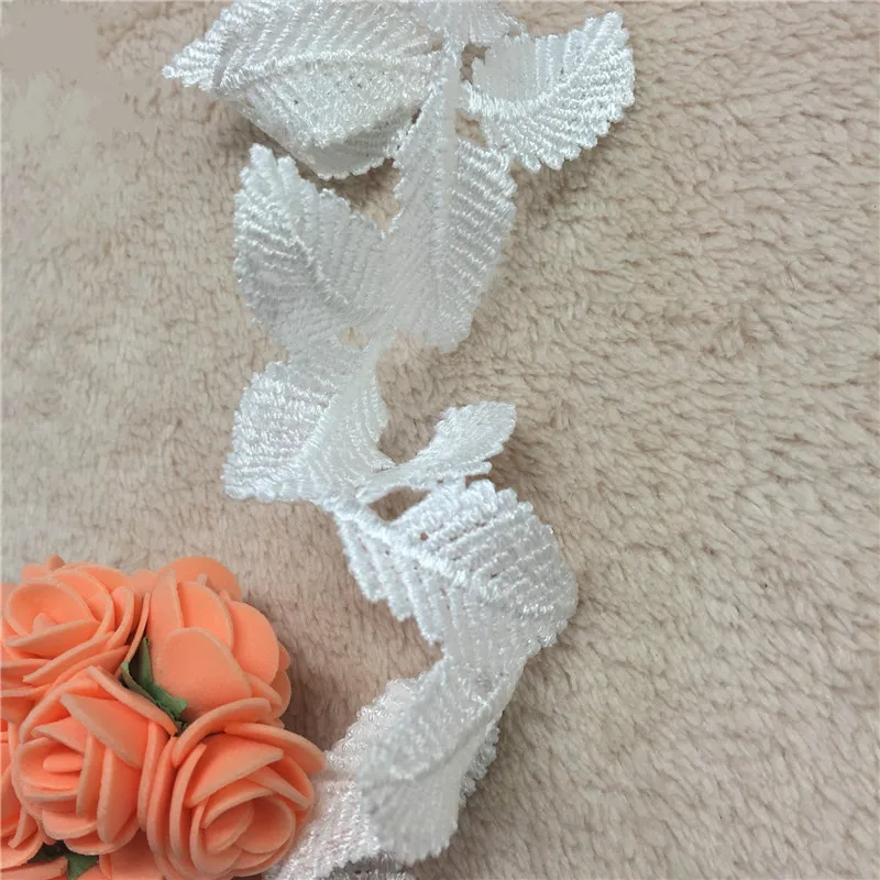 

Soluble White Black Polyester Leaves Embroidered Lace Trim Ribbon Handmade DIY Sewing Craft For Costume Hat Decoration