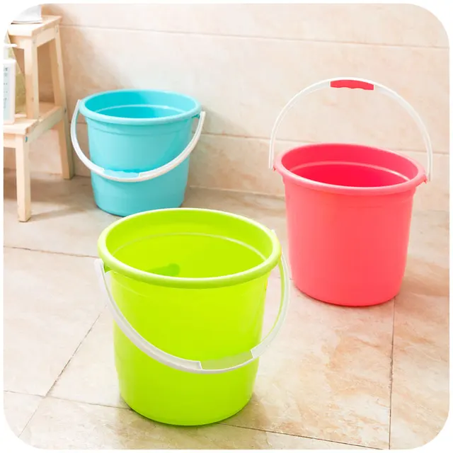 Household Queen thickening bucket, portable plastic buckets of water