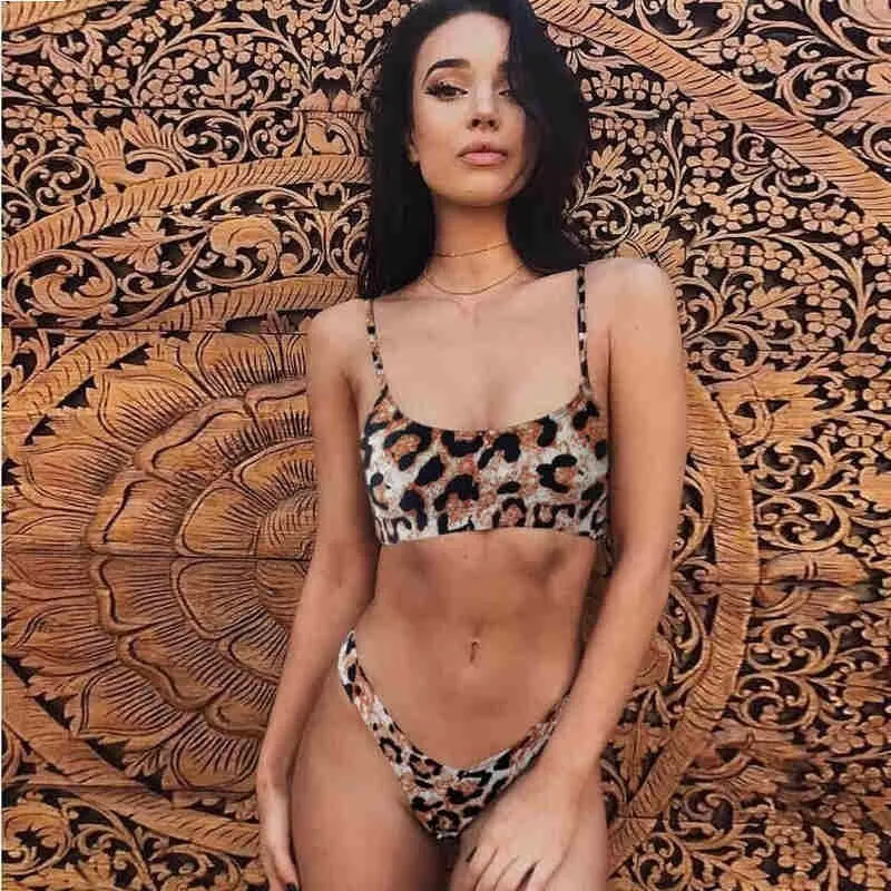

Sexy Leopard Bikini Set Woman Brazilian Halter Top Swimsuit High Cut Bikinis Swimwear Female Bathing Suit Beachwear Biquini