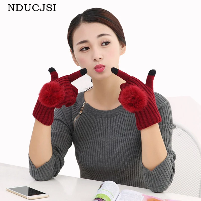 NDUCJSI 2017 Winter Hairball Two Piece Touched Screen Glove Women Korean Novelty Warm Solid