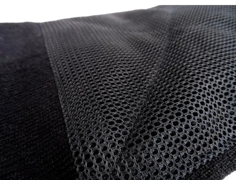 2570276590_2134480802