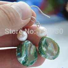 Ry00382 15 ММ зеленый квадрат оболочки белый круглый перл МОТАТЬСЯ СЕРЬГИ 925ss 5 шт