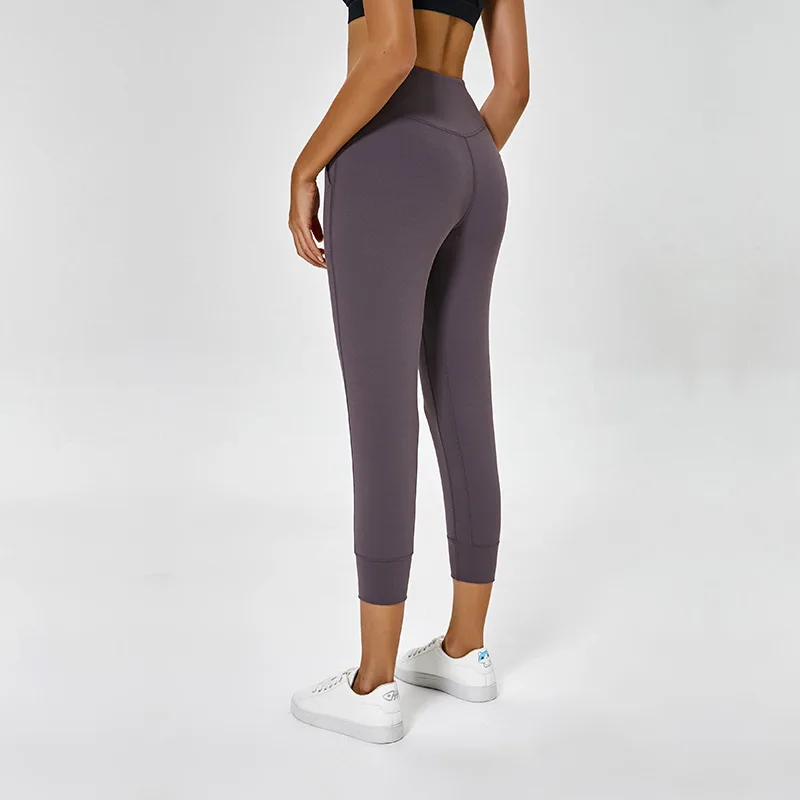 Women Sports Jogger Capris Back Waist Crop Running Active Lounge Crop with side pockets Tights Light weight stretch leggings Women Sports Jogger Capris Back Waist Crop Running Active Lounge Crop with side pockets Tights Light weight stretch leggings