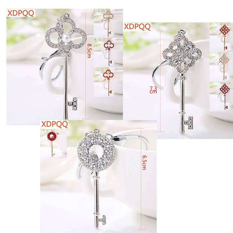 

Simple men and women keychain personality Chinese knot shape key chain alloy rhinestone effect car keychain bag buckle key shape
