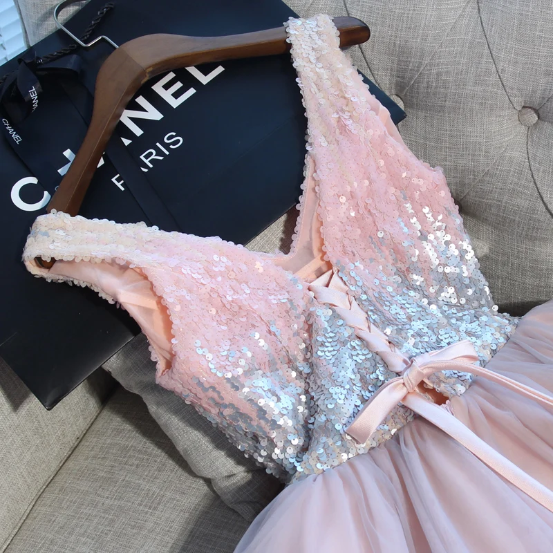 Short Prom Dresses Walk Beside You Ball Gown Pink Gray Sequined V-neck Elegant Evening Formal Party Gown vestido formatura curto
