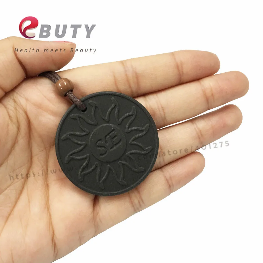 SE Pendants 01