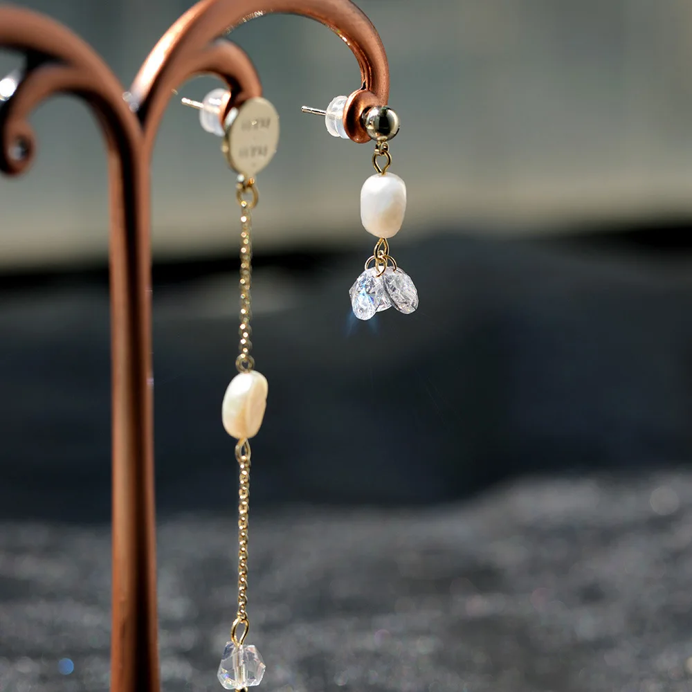 

Ajojewel Baroque Natural Freshwater Pearl Earrings For Women Asymmetric Drop Earrings 2019 Fashion Gift Pendientes Mujer