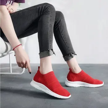 

2019 female autumn comfortable breathable mesh slip on flat shoes girl jogging sports running shoes women's sports shoes E31-41