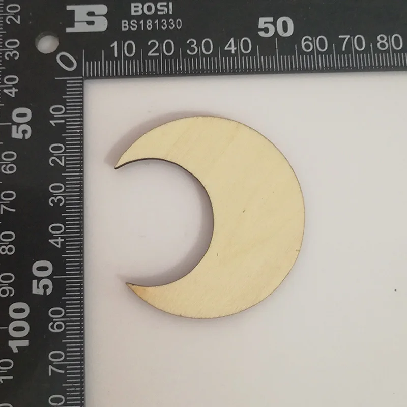 

50pcs Blank Unfinished Wood Moon Shape Laser Cut Wooden Label Tags DIY Crafts Cutout