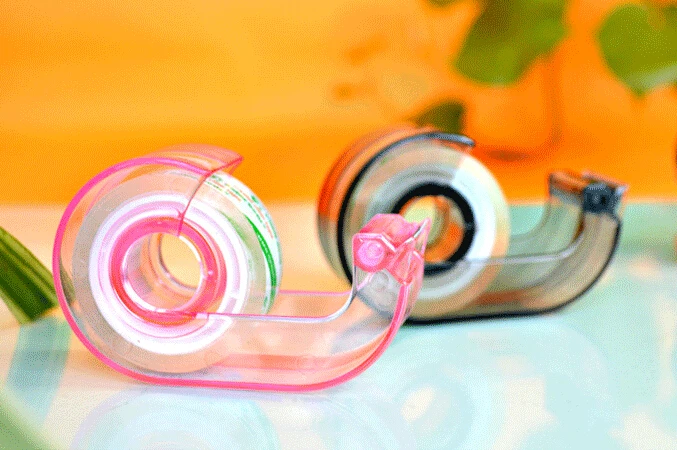 

4pcs/lot premium lovely snail tape dispenser high quality durable fashionable tape dispenser 2 colors available