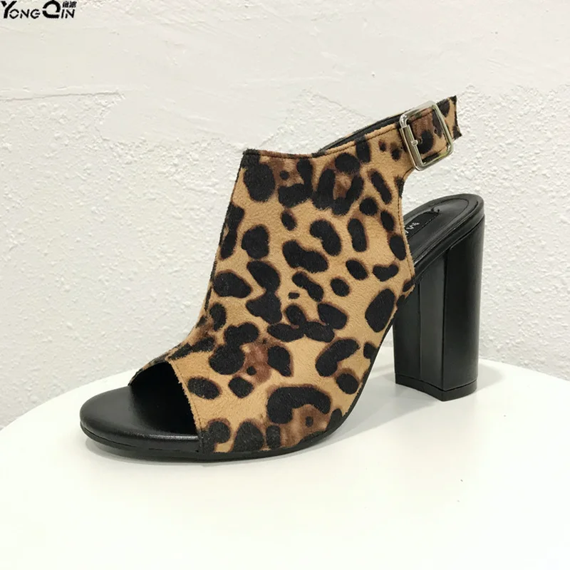 Женские замшевые леопардовые босоножки на высоком толстом каблуке в европейском стиле