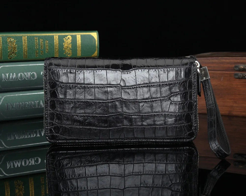 Рисунок 5 - Мужской клатч-кошелек из натуральной