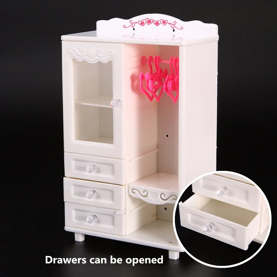 Dolls and Accessories barbie dolls and accessories