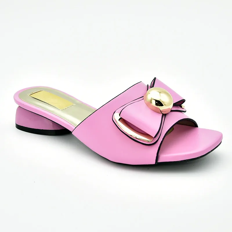 Новое поступление; летние женские туфли на низком каблуке; роскошная дизайнерская обувь для женщин; свадебные туфли в нигерийском стиле со стразами - Цвет: Розовый