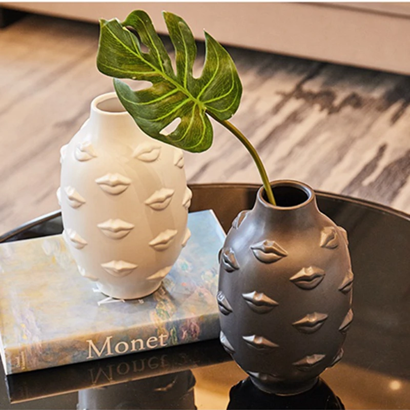 Матовый дизайн для губ и губ черно-белые абстрактные керамические вазы