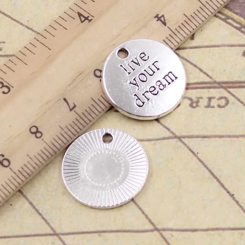 10 шт. очаровательные тарелки живи своей мечтой 20x20 мм тибетские бронзовые серебряные цветные Подвески антикварные ювелирные изделия Сделай Сам ручной работы 10 шт. очаровательные тарелки живи своей мечтой 20x20 мм тибетские бронзовые серебряные цветные Подвески антикварные ювелирные изделия Сделай Сам ручной работы