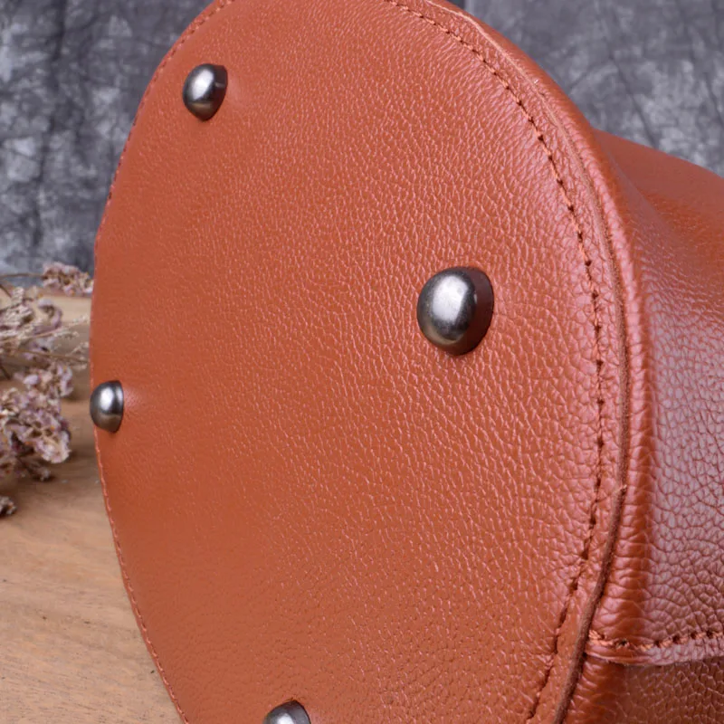 AETOO Leather tote handbags shoulder portable shopping bag Korean bucket bag art big tote bag