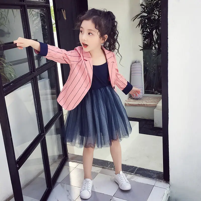 

ins hot girls Small suit 3-13 years old kids Vertical striped coat spring and autumn Korean casual wild outwear