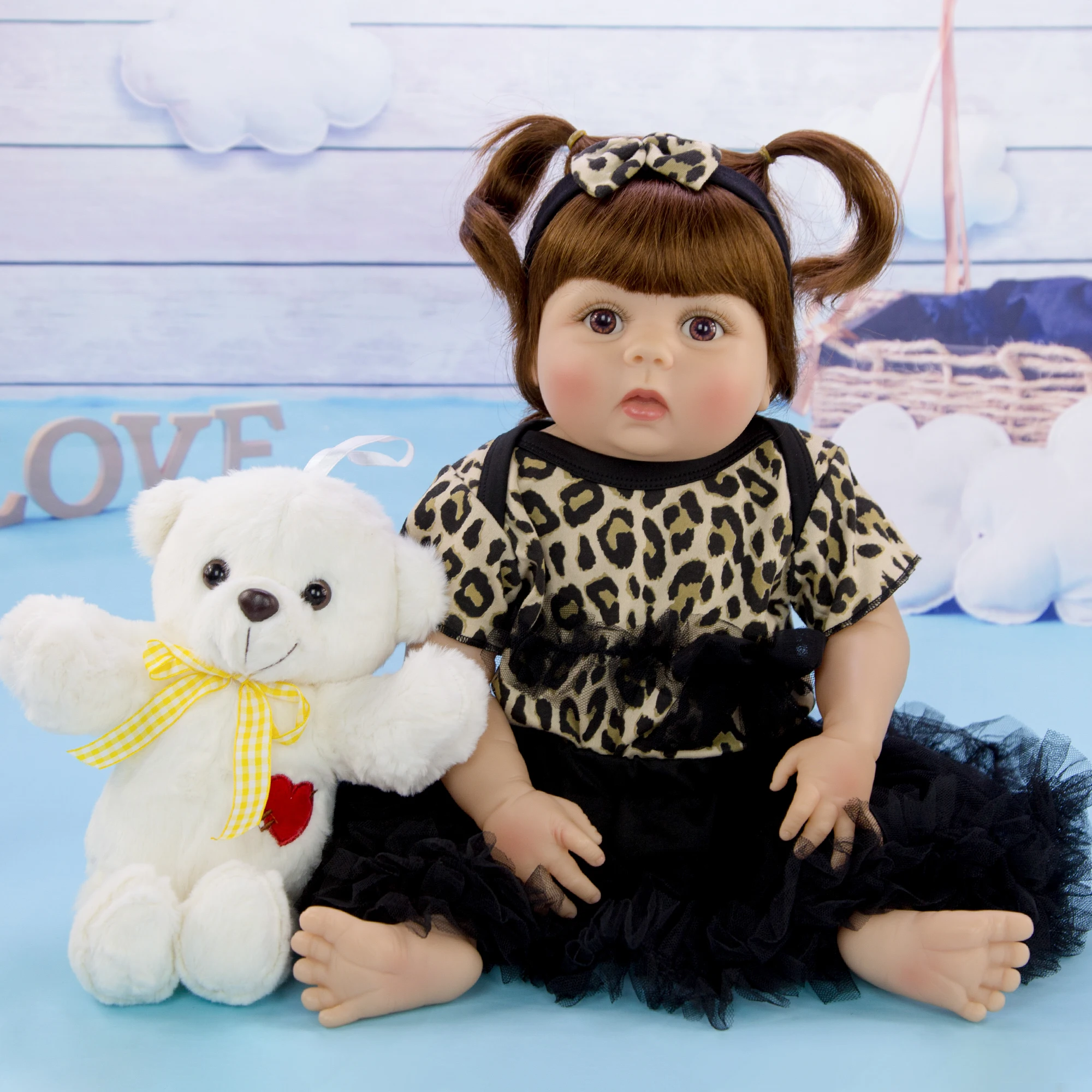 

New Design Whole Silicone Reborn Baby Vinyl Body 23'' Bathe Girl Playmates Realistic Reborn Menina Boneca Doll With Curls Toys