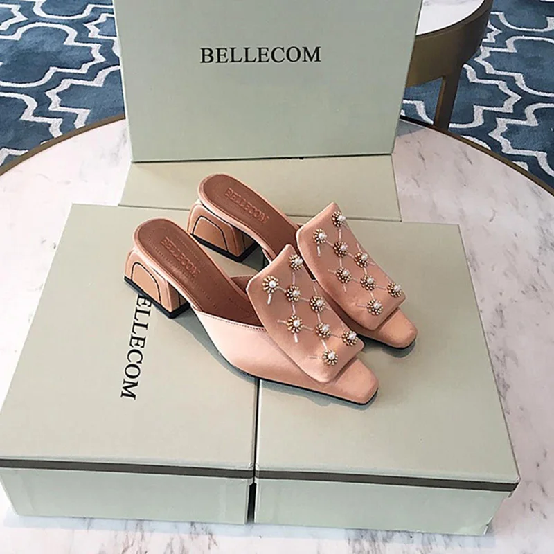 

BELLECOM 2019 summer satin surface beaded flower drill drill small square head generous buckle head flat women's shoes