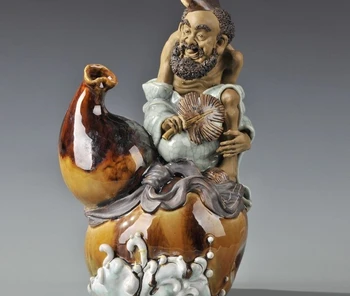 

Chinese Wucai Pottery Porcelain Fan Gourd Jigong God Buddhist Monk Buddha Statue