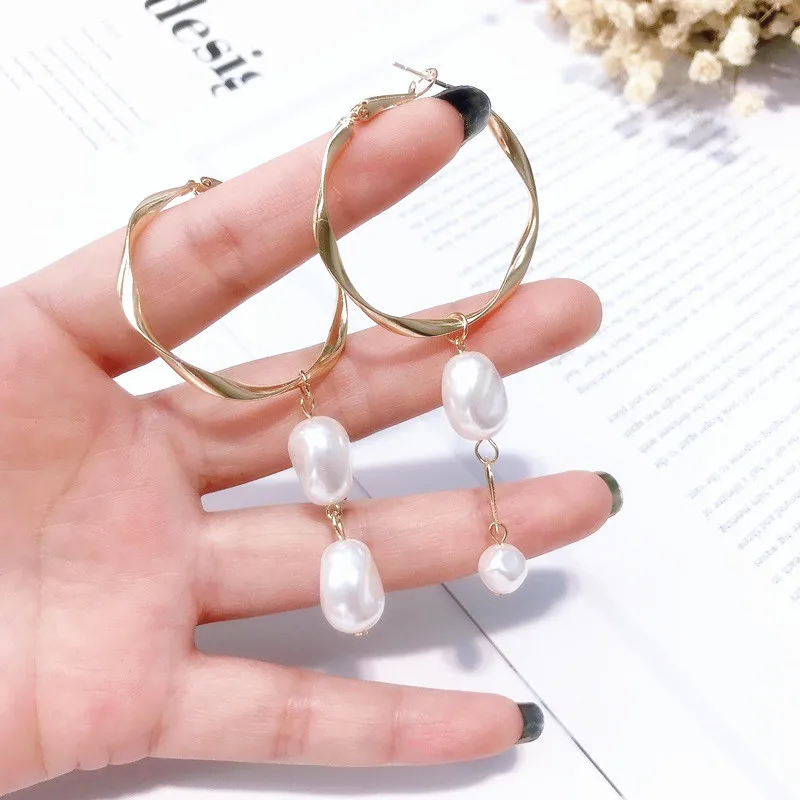 

2019 New Korea Simulated Pearl Metal Circle AB Style Drop Earrings For Women Japan Long Dangle Earings Female Brincos