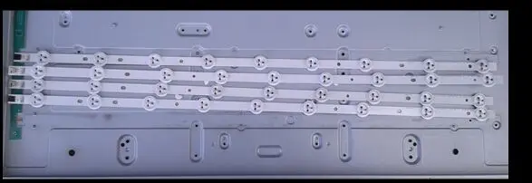 

Beented New 4 PCS/set LED backlight 6916L-1030A 6916L-1031A or 6916L-0923A 6916L-0881A working for LED32A2000V LC320DXN