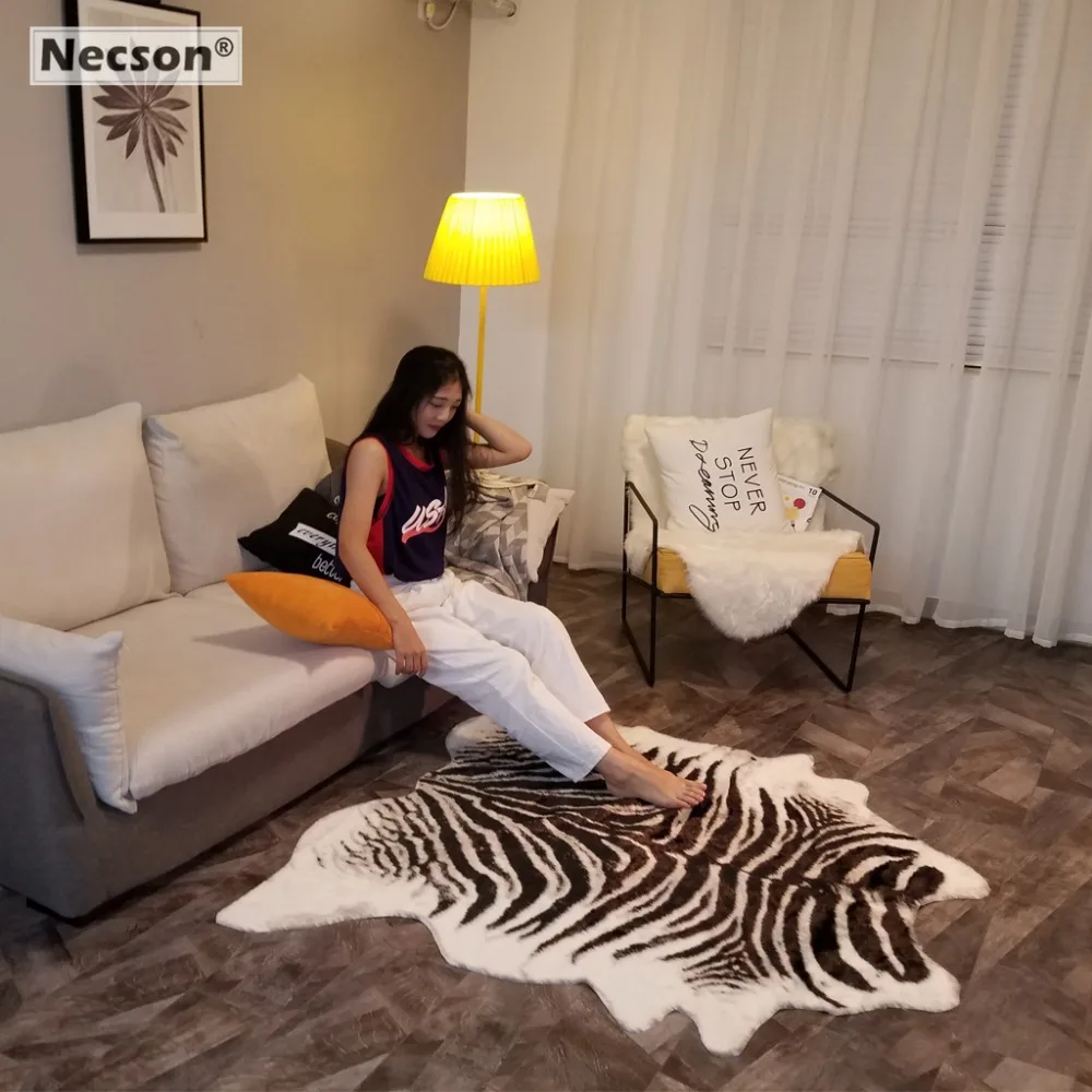 

Zebra Rug for Living Room Animal Faux Fur white tiger Printed Carpet Villi Fine Hair Mat Model Photography Selfie background K12