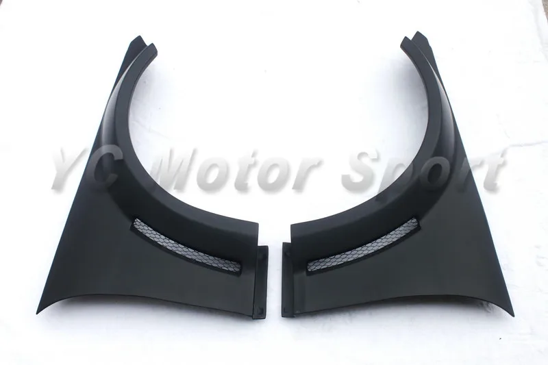2012-2013 Mercedes Benz W204 C63 AMG Coupe Black Series Style Wider Front Fender FRP (1)