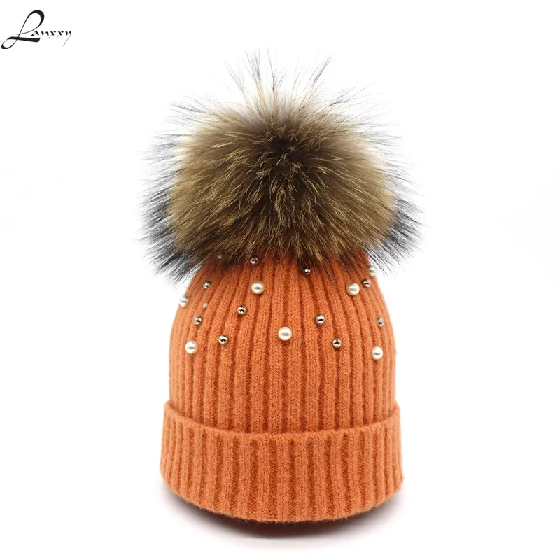 Lanxxy Yeni Yün Kasketleri Kadınlar Gerçek Kürk Pom Poms Moda Inci örme Şapka Kız Kadın Beanie Cap Ponpon Kış Şapka Kadınlar için