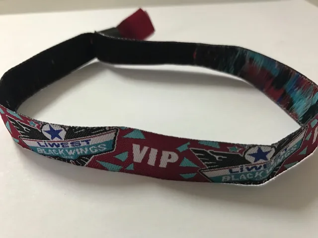 2pcs Liwest Black Wings Vip 2017 Festival Fabric Woven 2pcs Liwest Black Wings Vip 2017 Festival Fabric Woven Wristbands Bracelets Official