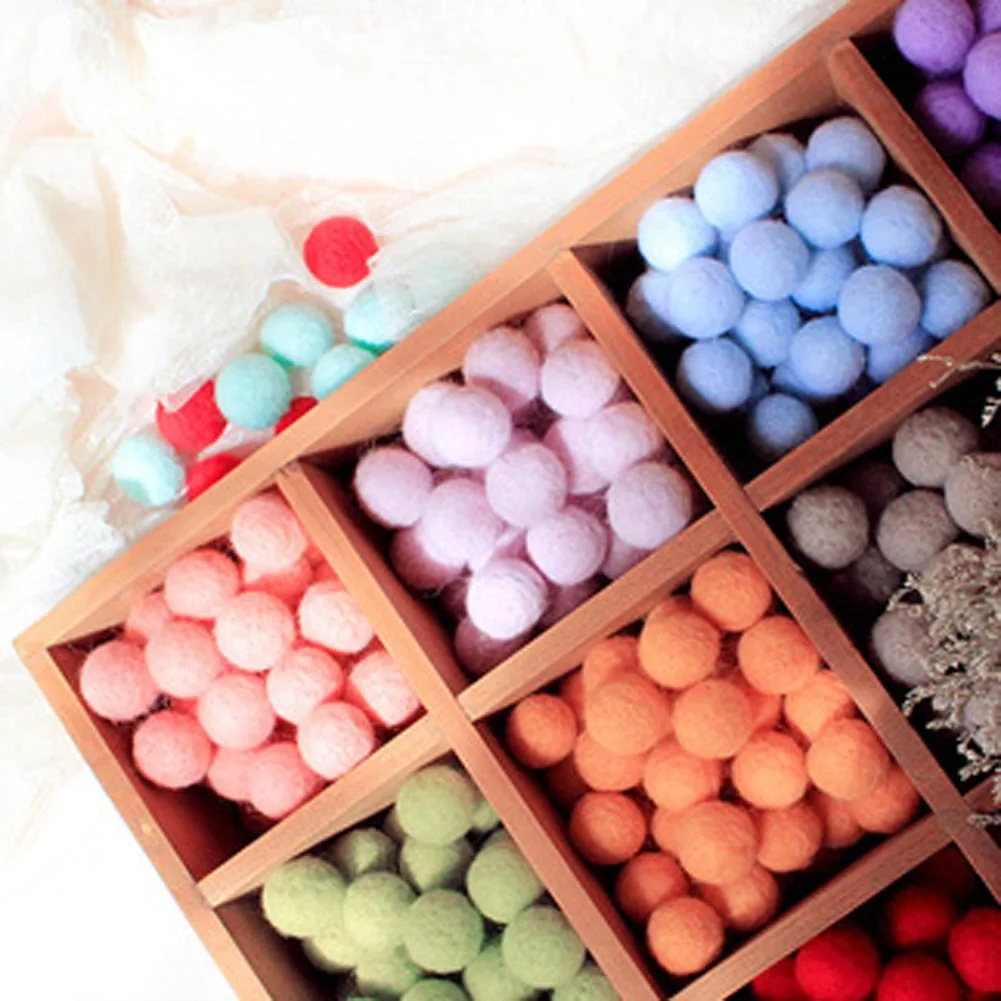 

10pcs/lot Color Random Felt Balls Beads Wool Felt Ball 20mm Multicolors Flocking Ball Wool Balls Colourful Beads Jewelry